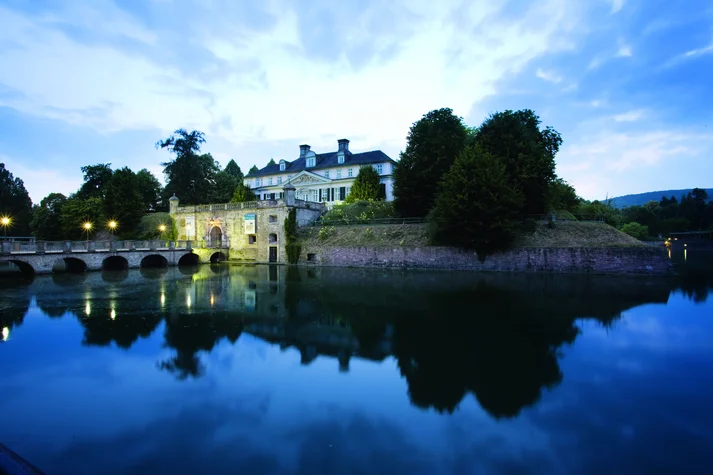 Museum im Schloss Bad Pyrmont in abendstimmung