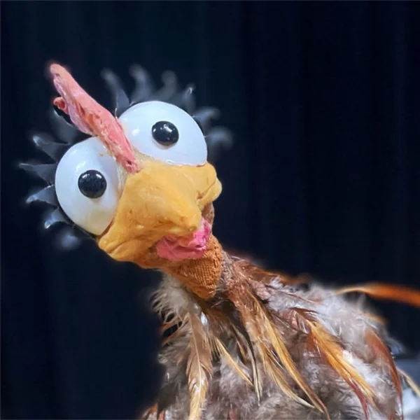 Ein Huhn  aus "Der Karneval der Tiere"