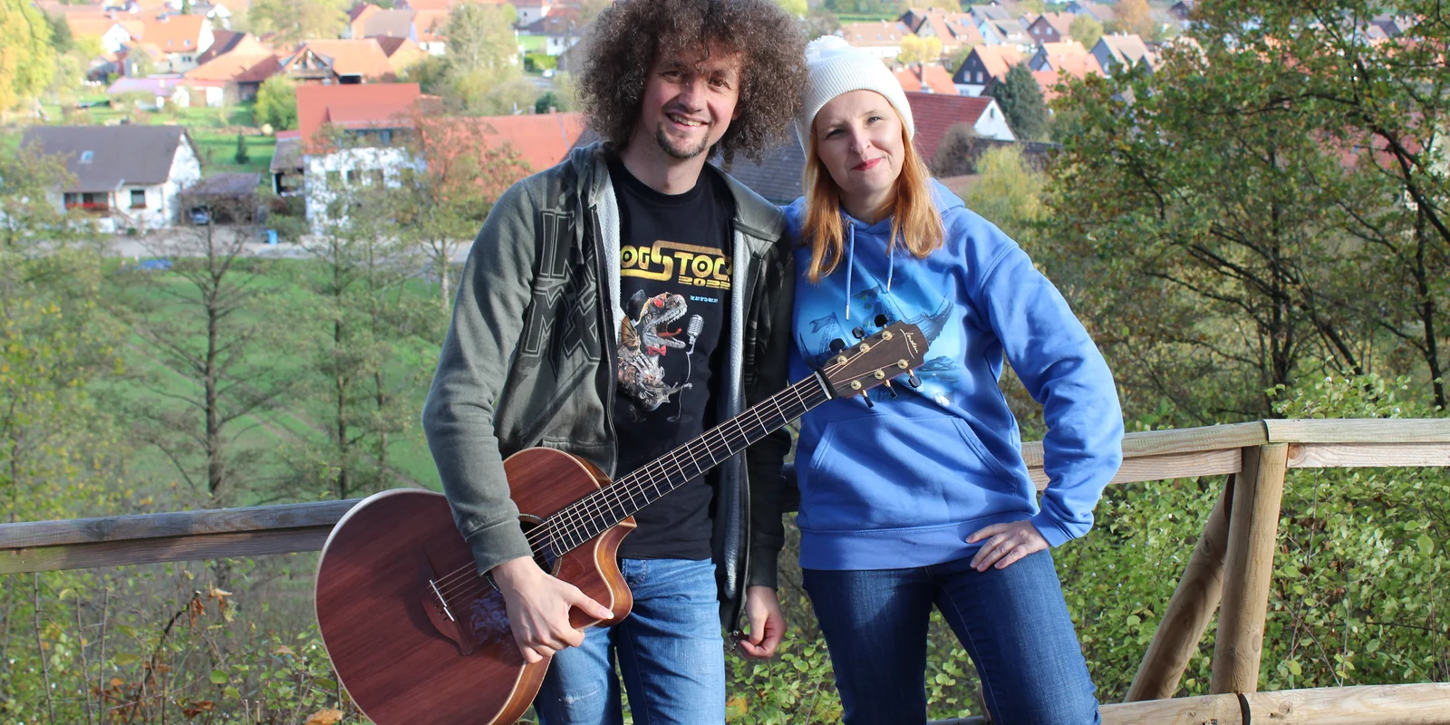Melanie Mau & Martin Schnella auf dem „Hütteberg“ in Dorste
