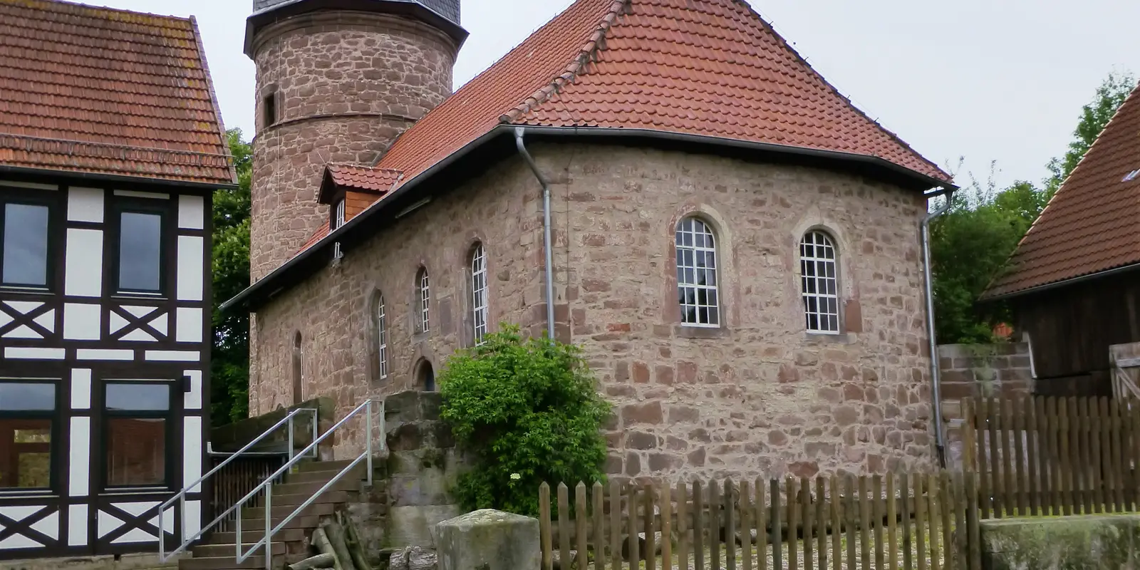 Kirche Sattenhausen