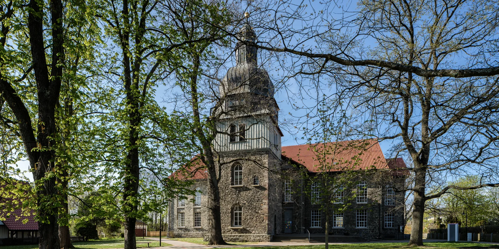 Außenaufnahme der St. Nicolai Kirche