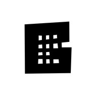 Das Logo der KZ-Gedenkstätte Moringen besteht aus einem schwarzen Quadrat mit schiefen Kanten und Lücken auf weißem Hintergrund.
