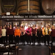 Der Chor in Nordhausens Traditionsbrennerei, Herbst 2022.