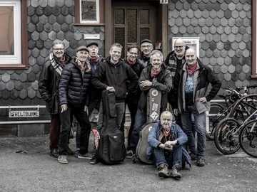 (c) Weltbühne_Shantycrew Kreuzberg 15.3. Foto LOthar M.Peter.JPG