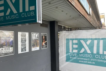 Außenaufnahme EXIL Live. Music. Club