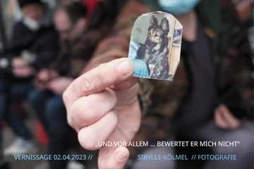 Ausstellung Fotogrfien Wohnungslose Menschen und ihre Hunde