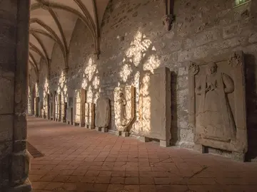 Kreuzgang im Abendlicht im Kloster Walkenried