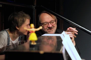Katharina Trabert und Michael Frei am Klavier