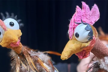 Zwei Hühner aus "Der Karneval der Tiere"