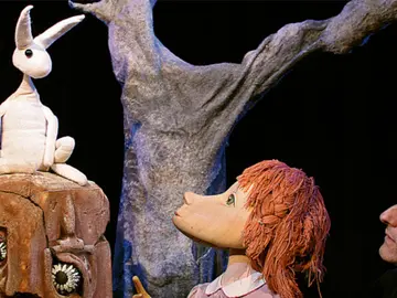 Lena und der Schneehase aus "Der Winterkönig"