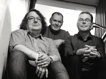 Rory Gallagher Cover Band "The Loop"