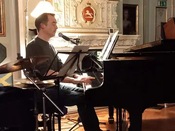 Peter Gansen am KLavier