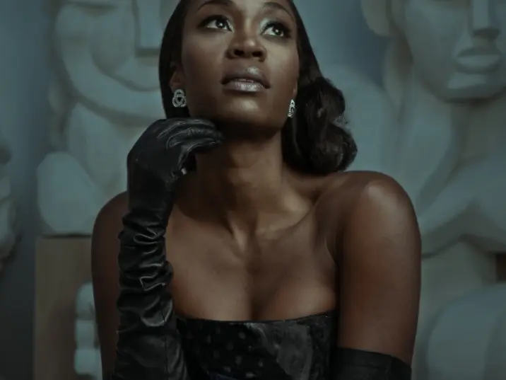JEANINE DE BIQUE
