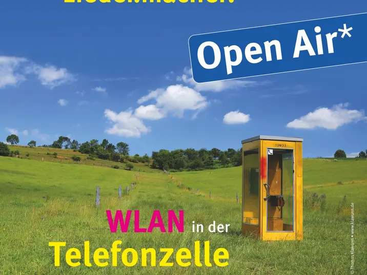 WLAN in der Telefonzelle - Konzert vom Liedermacher Mario Becker